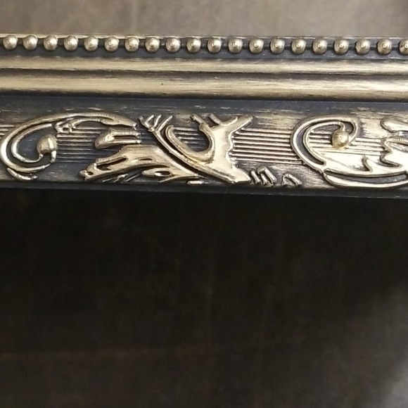 INDOOR WALL HANGING - Picture 2 of 6